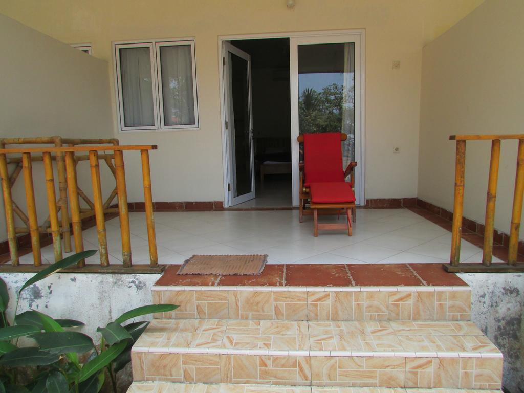 Ocean Queen Resort Cisolok Dış mekan fotoğraf