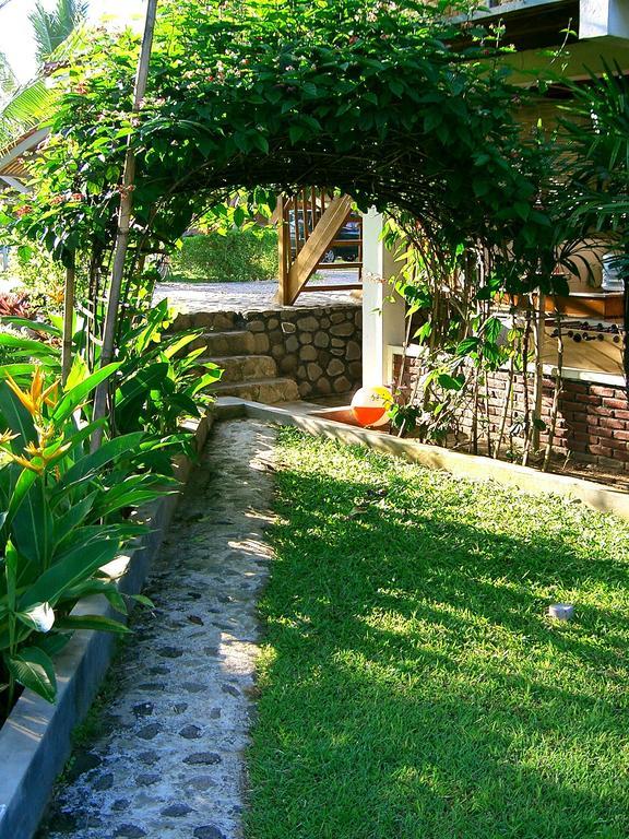 Ocean Queen Resort Cisolok Dış mekan fotoğraf